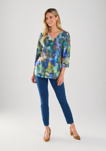 Load image into Gallery viewer, FDJ - 3033451 - V Neck Top - Norah
