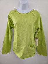 Load image into Gallery viewer, Escape - E10020 - Pocket Cotton Pullover - Daiquiri
