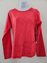 Load image into Gallery viewer, Escape - E10020 - Pocket Pullover - Punch
