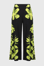 Load image into Gallery viewer, Joseph Ribkoff - 251189 - Silky Knit Floral Print Culotte Pants - Black/Multi
