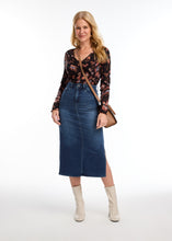 Load image into Gallery viewer, FDJ - 6981843 - Side Slit Denim Skirt - Dark Wash
