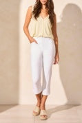 Load image into Gallery viewer, Tribal - 2056O - Flatten Pull On Capri With Round Slit - White
